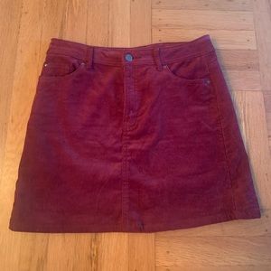 Maroon corduroy mini skirt H&M NWT